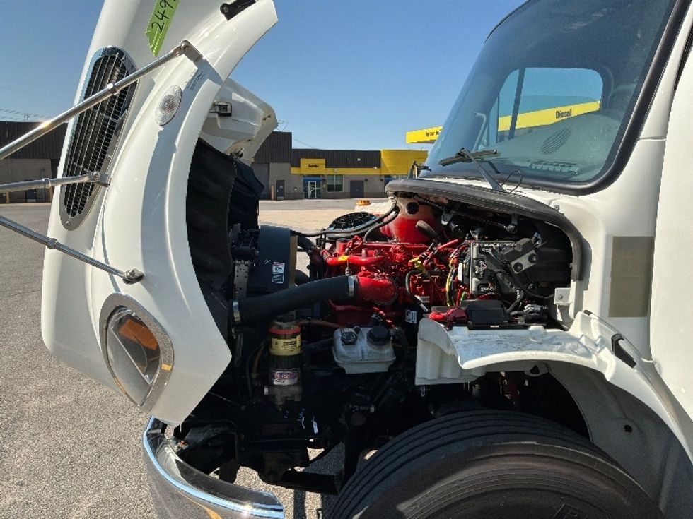 Medium Duty Box Truck-Light and Medium Duty Trucks-Freightliner-2021-M2-Ste-Foy-PQ-277,643\n\t\tkm-$ 57,250 - Image 23