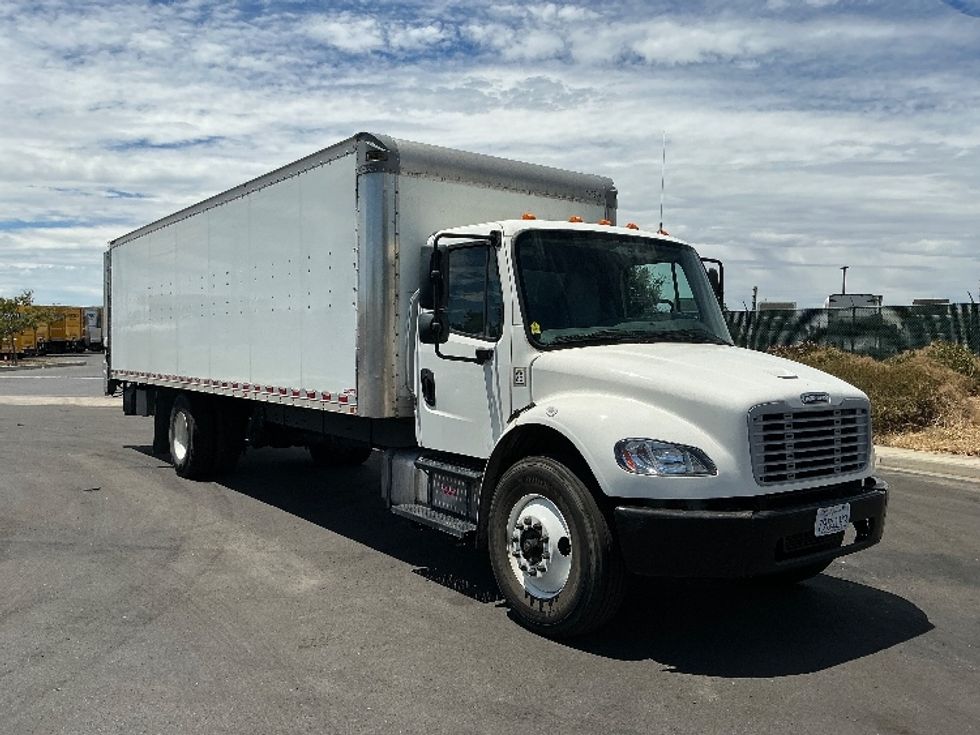 Medium Duty Box Truck-Light and Medium Duty Trucks-Freightliner-2021-M2-Stockton-CA-439,999\n\t\tmiles-$ 24,750 - Image 1