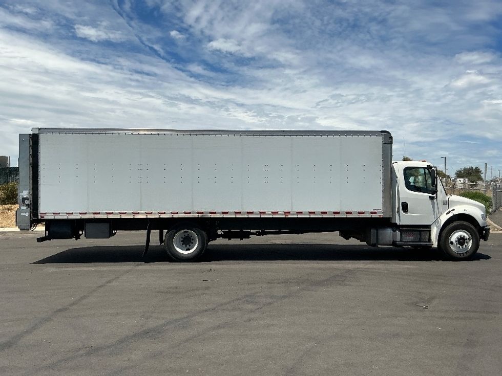 Medium Duty Box Truck-Light and Medium Duty Trucks-Freightliner-2021-M2-Stockton-CA-439,999\n\t\tmiles-$ 24,750 - Image 15