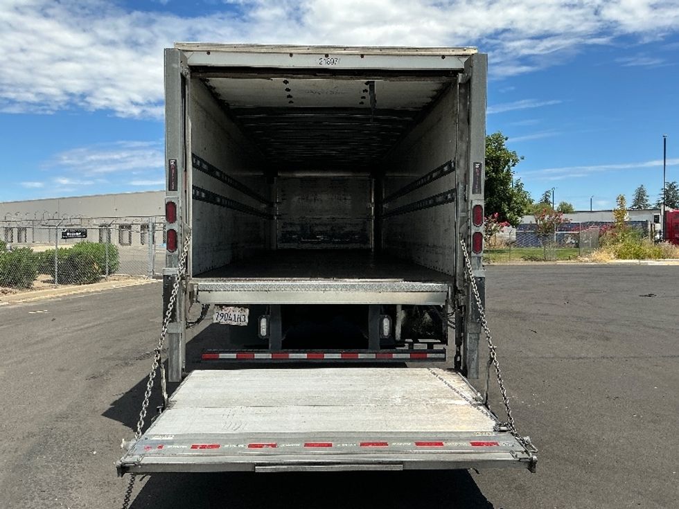 Medium Duty Box Truck-Light and Medium Duty Trucks-Freightliner-2021-M2-Stockton-CA-439,999\n\t\tmiles-$ 24,750 - Image 9