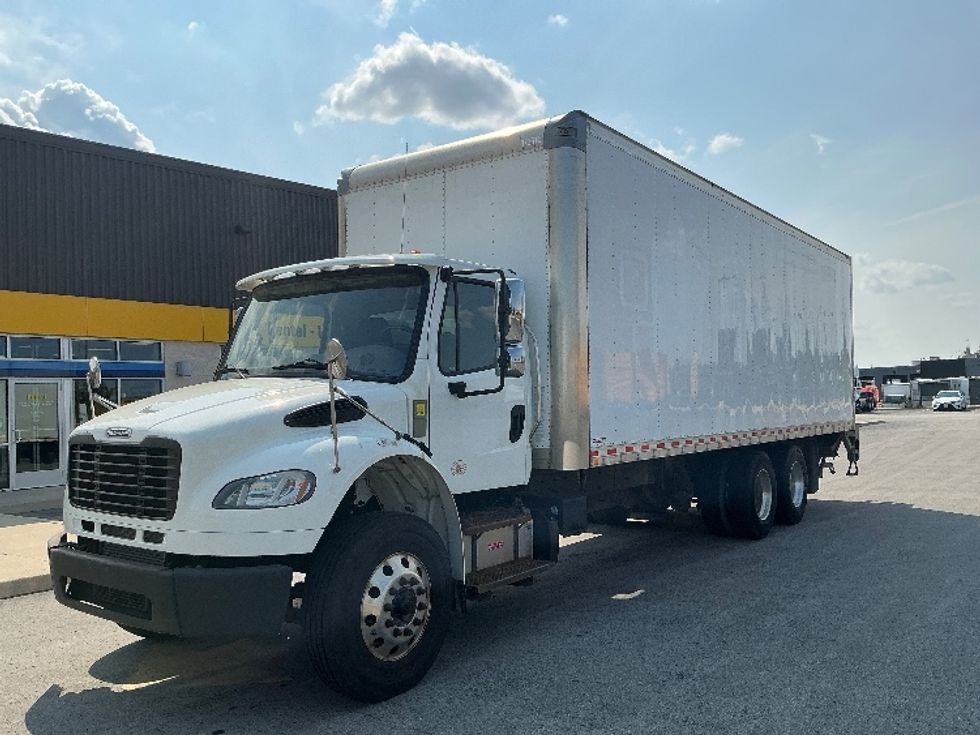 Medium Duty Box Truck-Light and Medium Duty Trucks-Freightliner-2021-M2-Stoney Creek-ON-588,120\n\t\tkm-$ 45,500 - Image 3