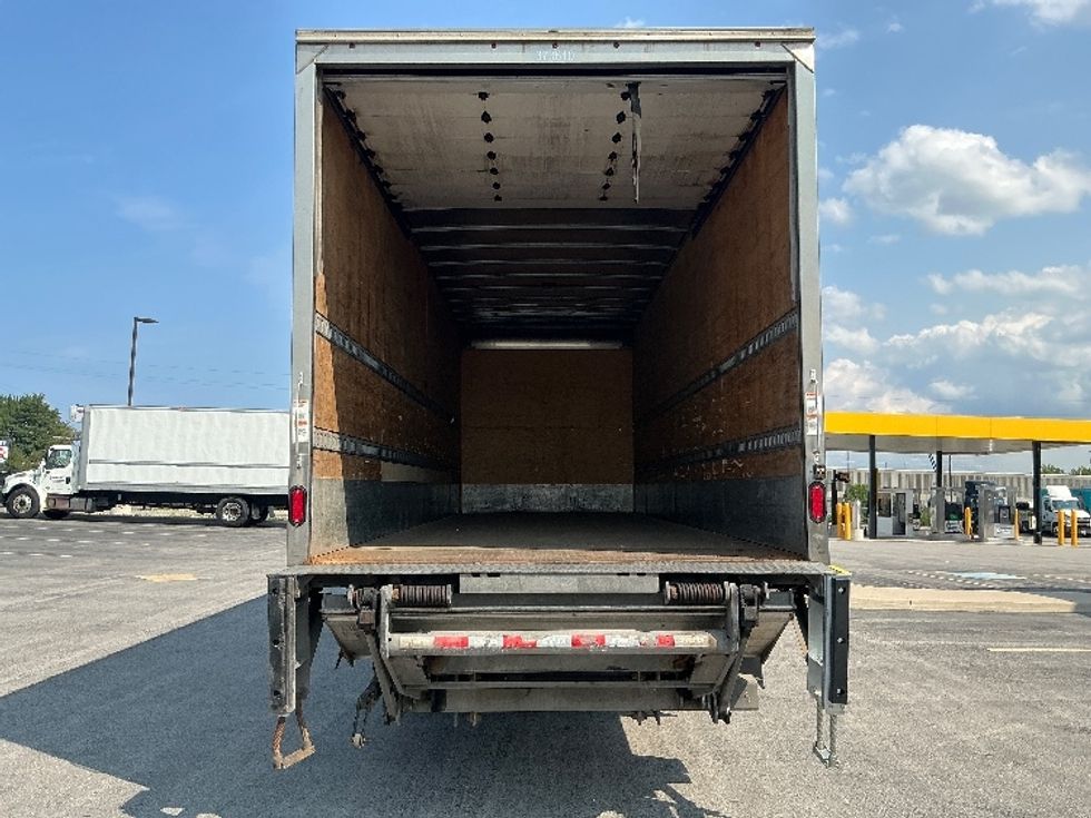 Medium Duty Box Truck-Light and Medium Duty Trucks-Freightliner-2021-M2-Stoney Creek-ON-588,120\n\t\tkm-$ 45,500 - Image 8