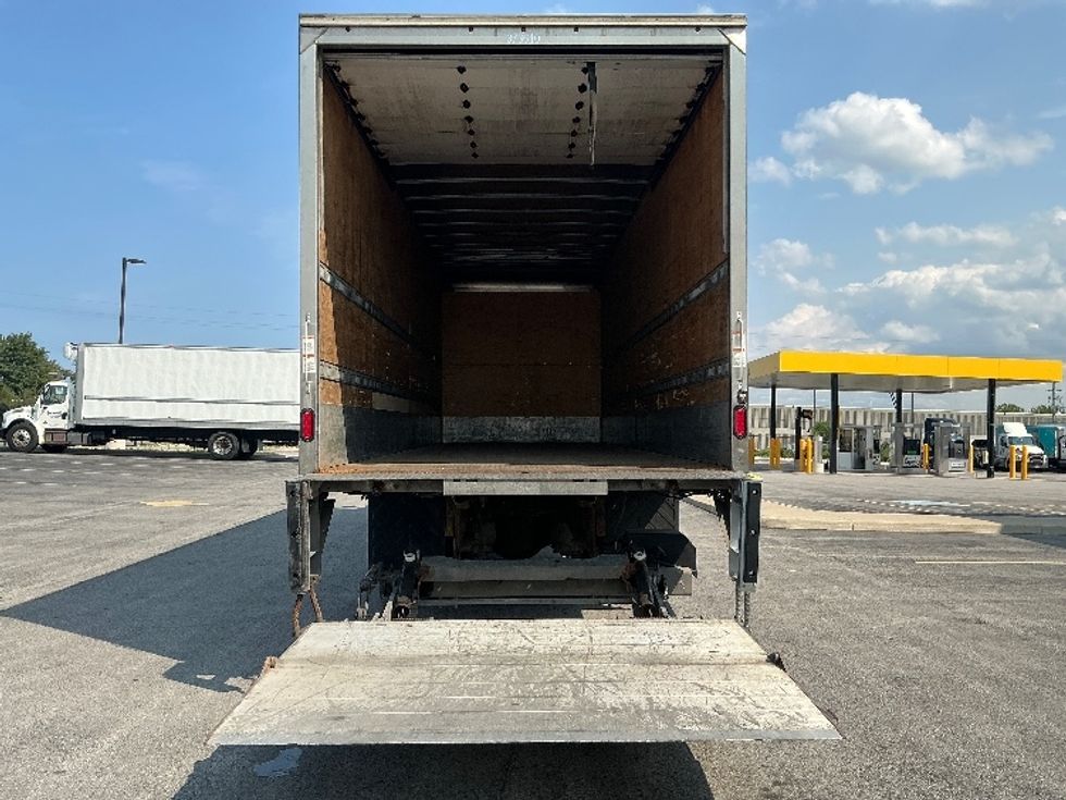 Medium Duty Box Truck-Light and Medium Duty Trucks-Freightliner-2021-M2-Stoney Creek-ON-588,120\n\t\tkm-$ 45,500 - Image 9