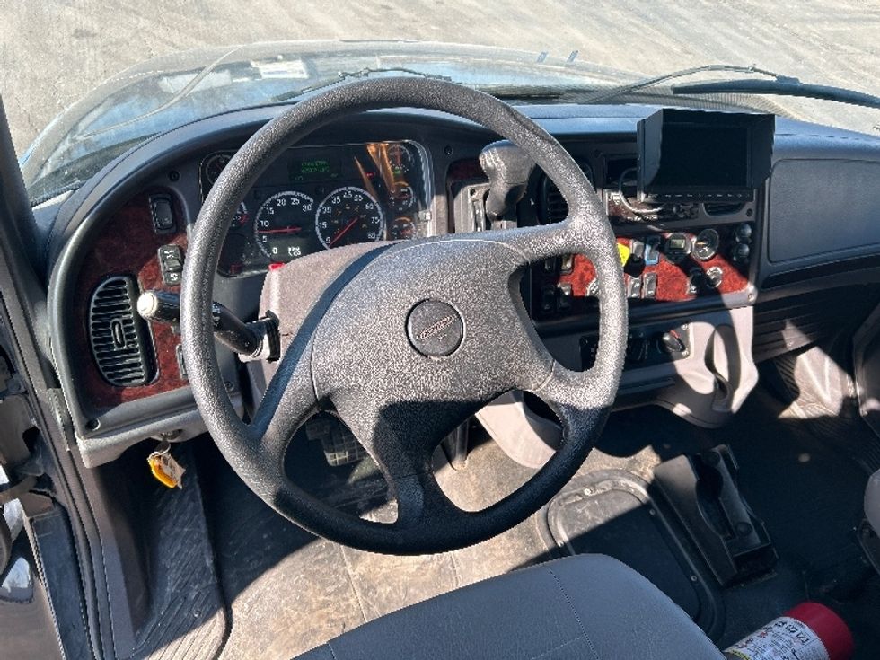 Medium Duty Box Truck-Light and Medium Duty Trucks-Freightliner-2021-M2-Sturtevant-WI-305,912\n\t\tmiles-$ 35,000 - Image 17