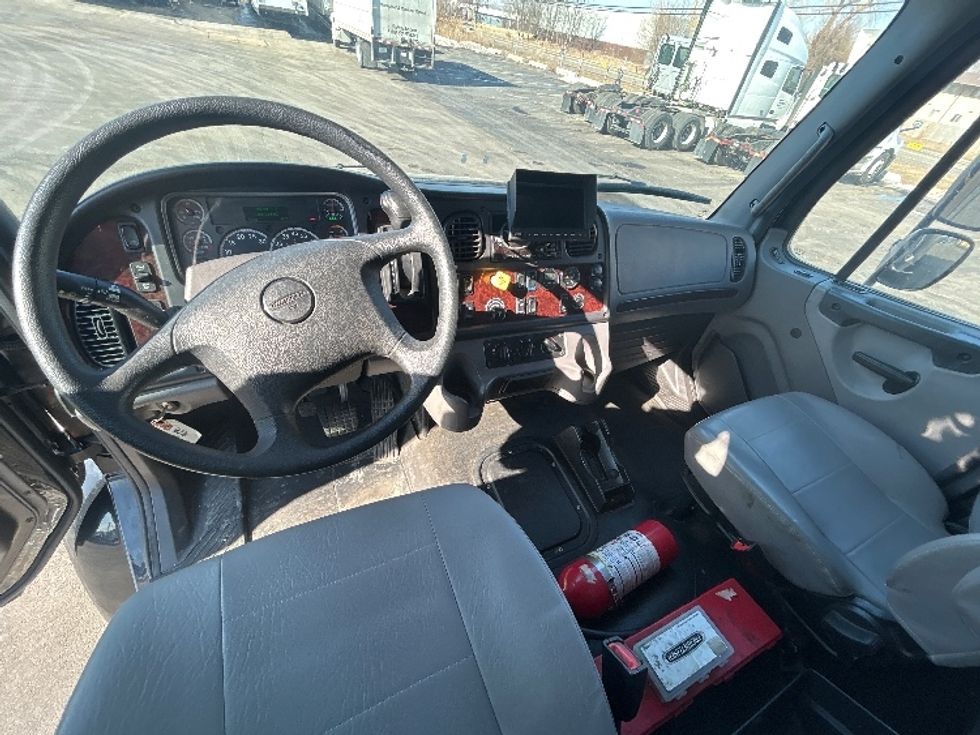 Medium Duty Box Truck-Light and Medium Duty Trucks-Freightliner-2021-M2-Sturtevant-WI-305,912\n\t\tmiles-$ 35,000 - Image 18