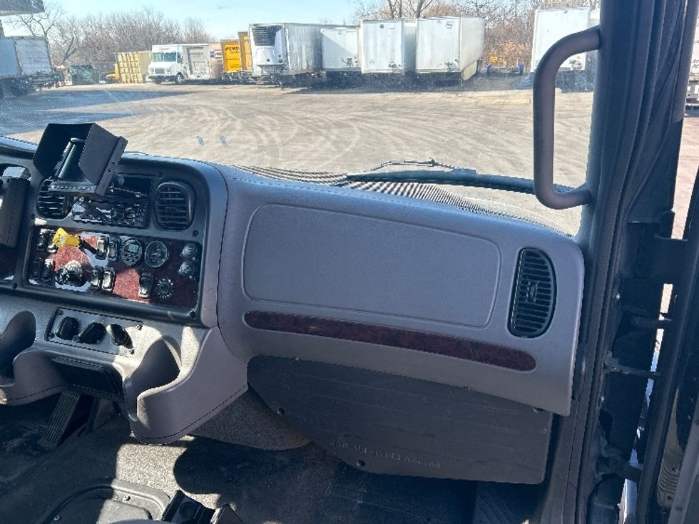 Medium Duty Box Truck-Light and Medium Duty Trucks-Freightliner-2021-M2-Sturtevant-WI-305,912\n\t\tmiles-$ 35,000 - Image 21