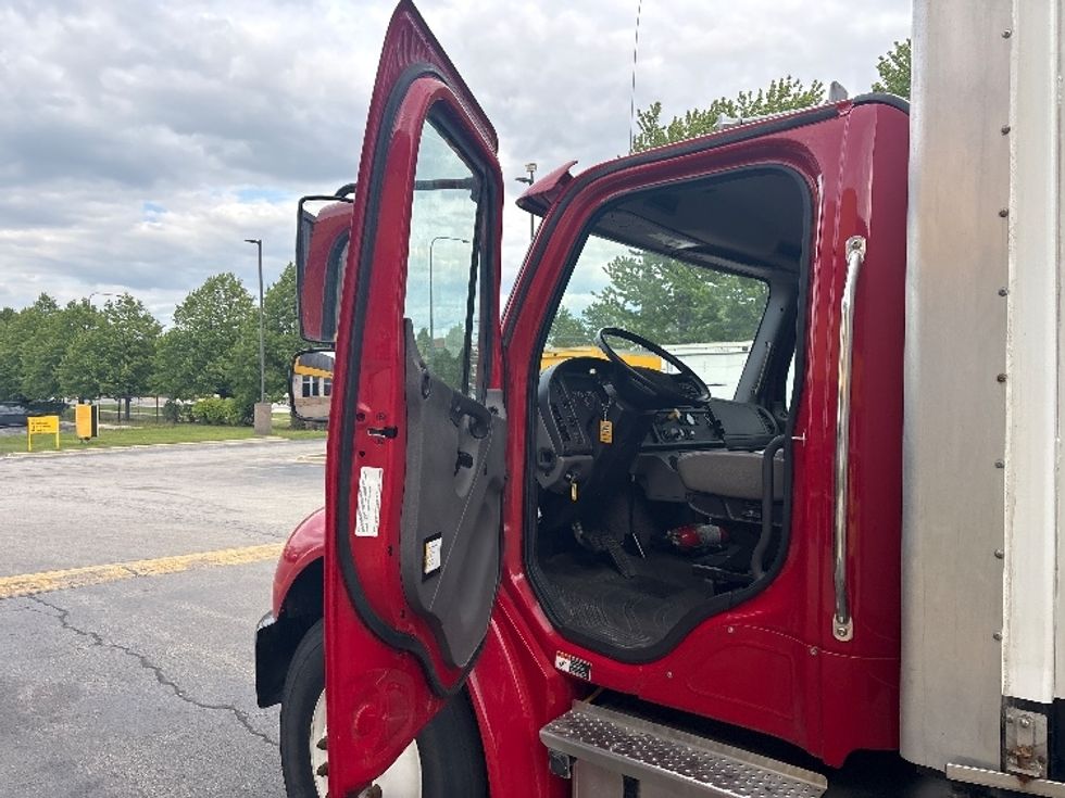 Medium Duty Box Truck-Light and Medium Duty Trucks-Freightliner-2021-M2-Sturtevant-WI-45,840\n\t\tmiles-$ 65,750 - Image 15