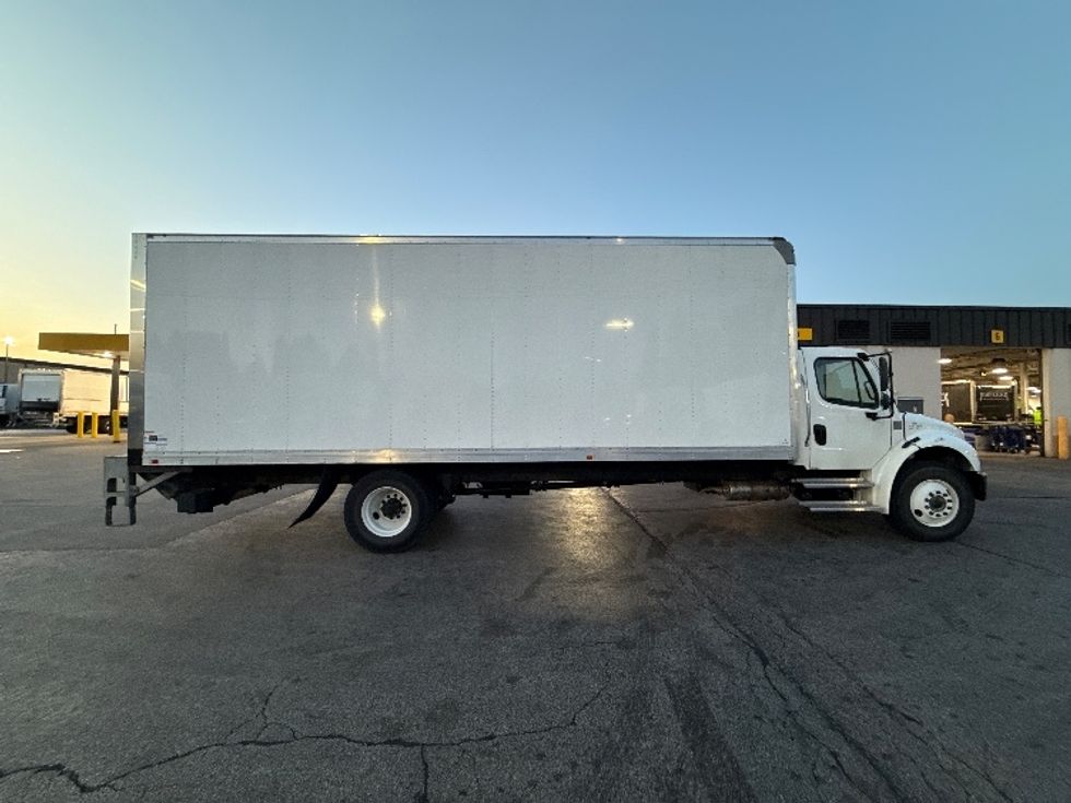 Medium Duty Box Truck-Light and Medium Duty Trucks-Freightliner-2021-M2-Sturtevant-WI-69,438\n\t\tmiles-$ 72,500 - Image 12