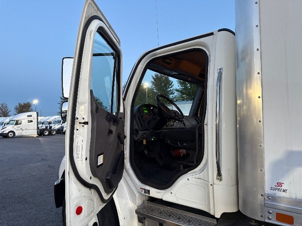 Medium Duty Box Truck-Light and Medium Duty Trucks-Freightliner-2021-M2-Sturtevant-WI-69,438\n\t\tmiles-$ 72,500 - Image 13