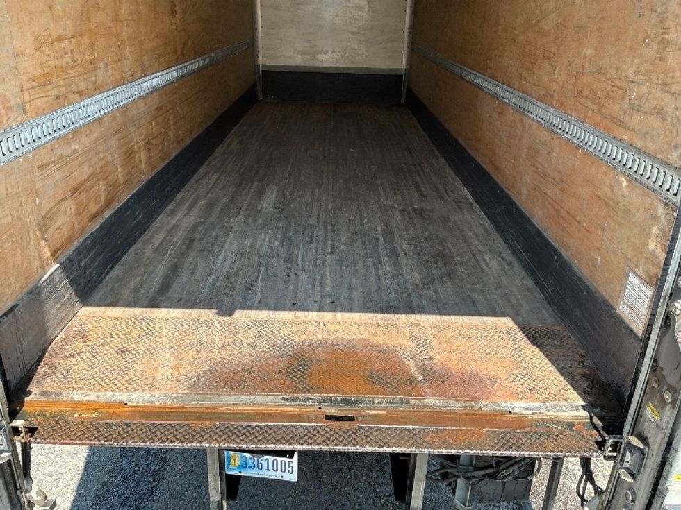 Medium Duty Box Truck-Light and Medium Duty Trucks-Freightliner-2021-M2-Tacoma-WA-69,209\n\t\tmiles-$ 78,250 - Image 10