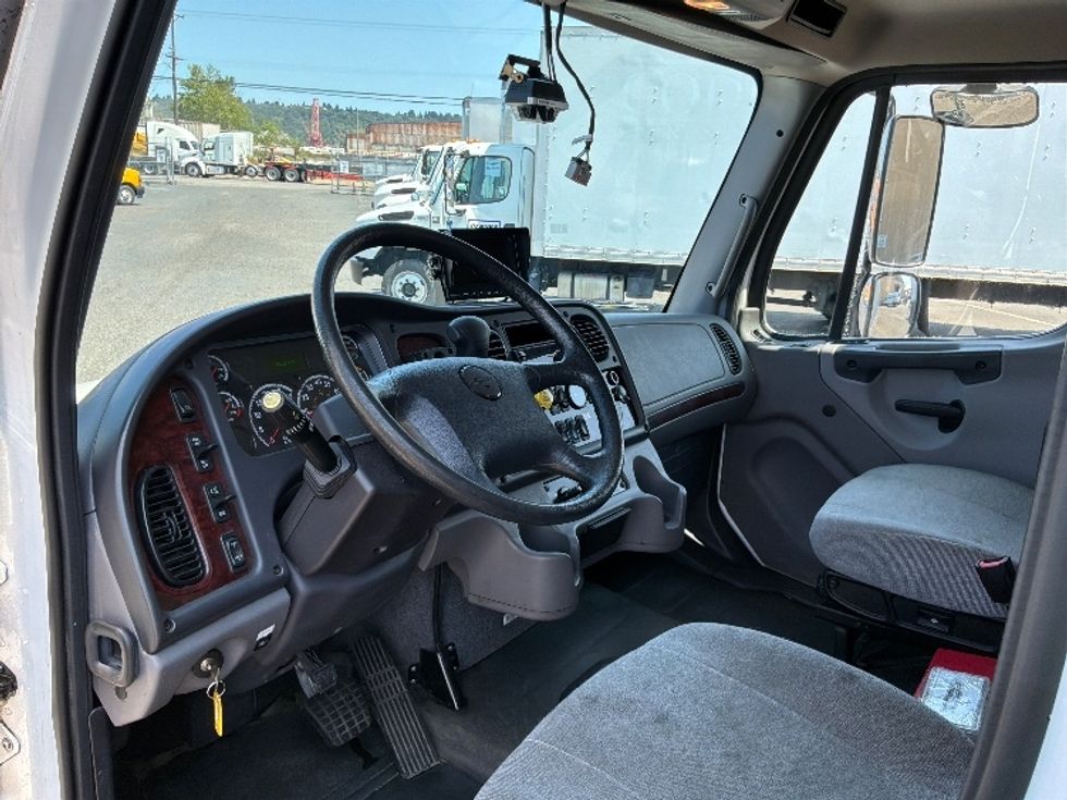Medium Duty Box Truck-Light and Medium Duty Trucks-Freightliner-2021-M2-Tacoma-WA-69,209\n\t\tmiles-$ 78,250 - Image 17