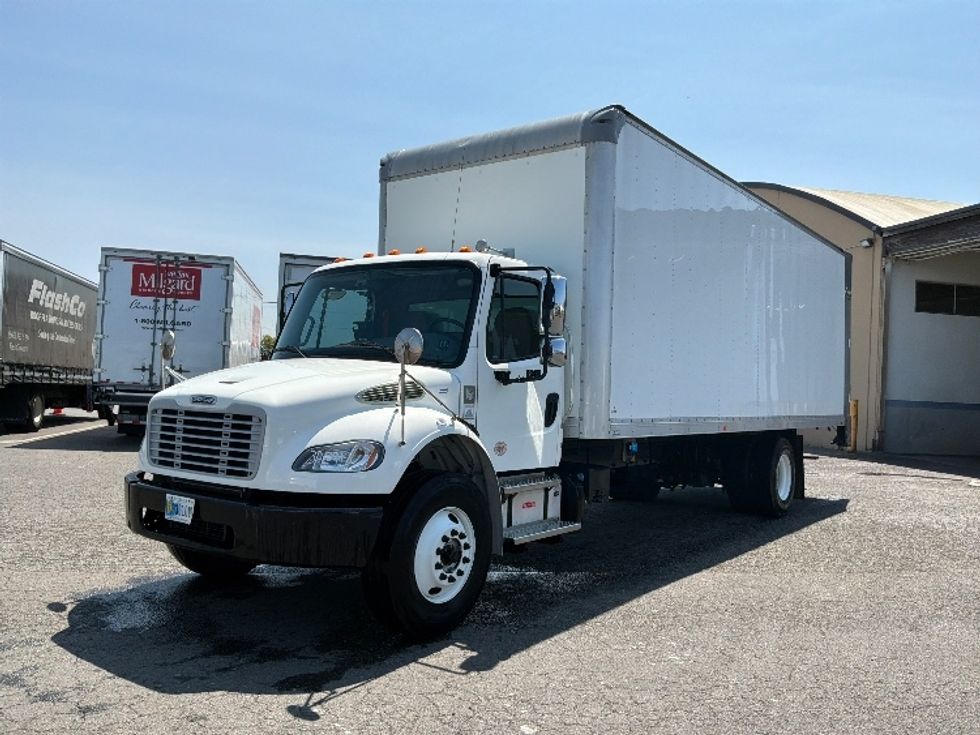 Medium Duty Box Truck-Light and Medium Duty Trucks-Freightliner-2021-M2-Tacoma-WA-69,209\n\t\tmiles-$ 78,250 - Image 3