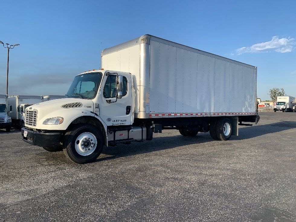 Medium Duty Box Truck-Light and Medium Duty Trucks-Freightliner-2021-M2-Torrance-CA-130,182\n\t\tmiles-$ 72,750 - Image 3