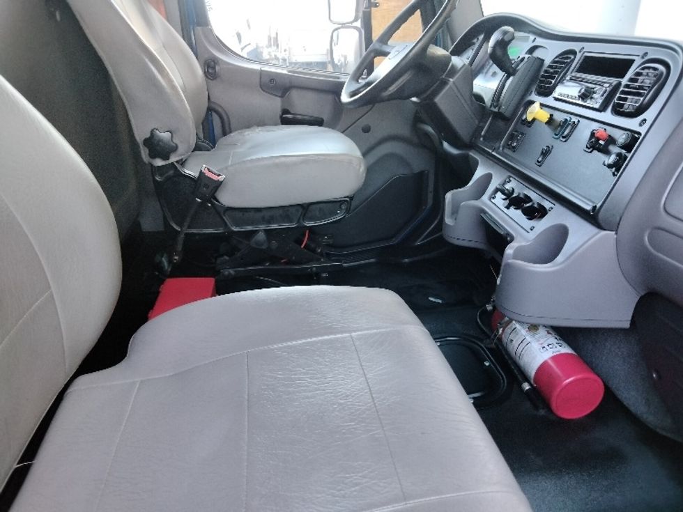 Medium Duty Box Truck-Light and Medium Duty Trucks-Freightliner-2021-M2-Torrance-CA-241,059\n\t\tmiles-$ 41,500 - Image 21