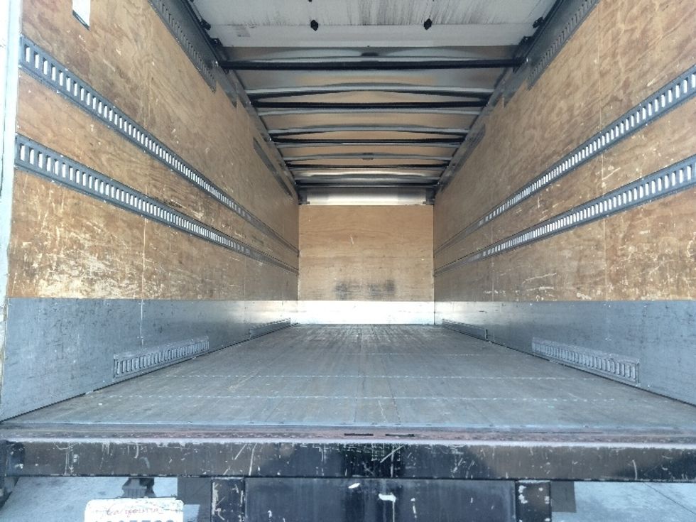 Medium Duty Box Truck-Light and Medium Duty Trucks-Freightliner-2021-M2-Torrance-CA-241,059\n\t\tmiles-$ 41,500 - Image 9