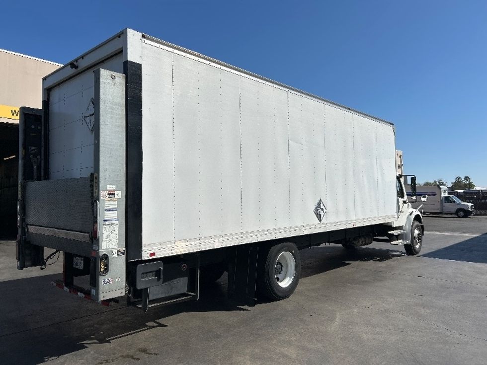 Medium Duty Box Truck-Light and Medium Duty Trucks-Freightliner-2021-M2-Torrance-CA-48,731\n\t\tmiles-$ 82,750 - Image 13