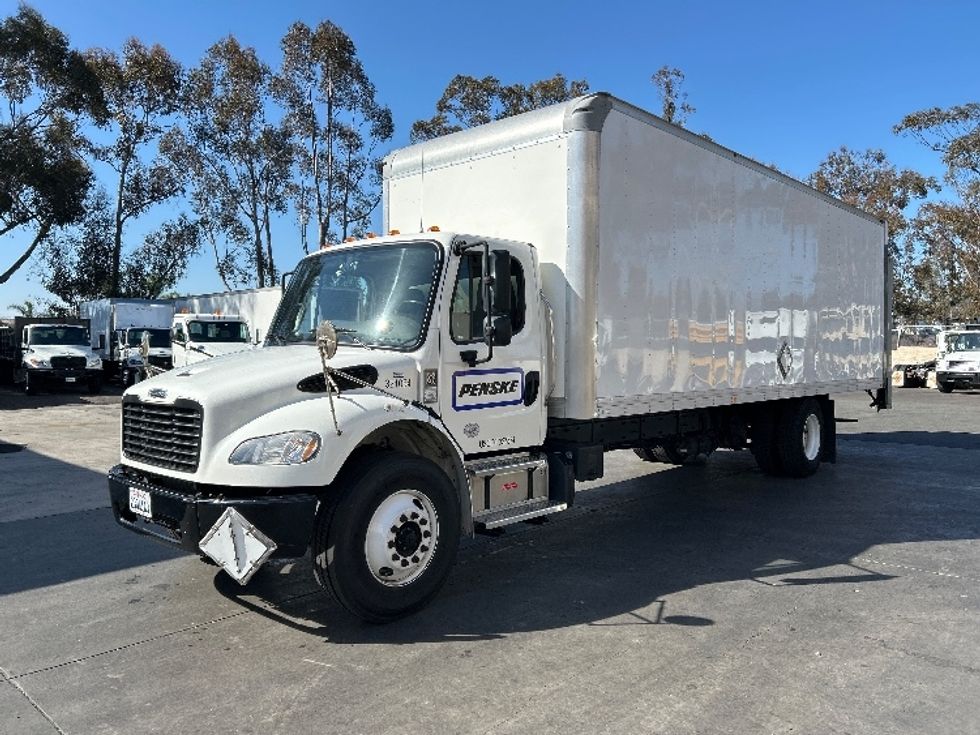 Medium Duty Box Truck-Light and Medium Duty Trucks-Freightliner-2021-M2-Torrance-CA-48,731\n\t\tmiles-$ 82,750 - Image 3