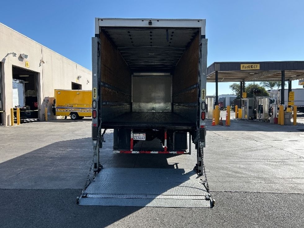 Medium Duty Box Truck-Light and Medium Duty Trucks-Freightliner-2021-M2-Torrance-CA-48,731\n\t\tmiles-$ 82,750 - Image 9