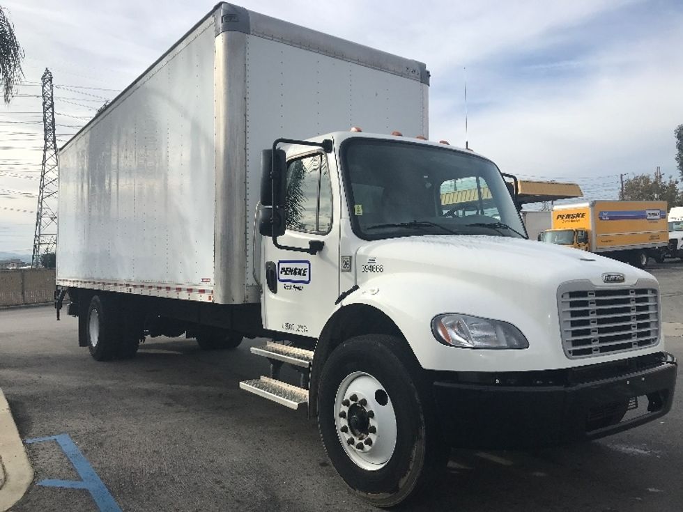 Medium Duty Box Truck-Light and Medium Duty Trucks-Freightliner-2021-M2-Torrance-CA-65,167\n\t\tmiles-$ 76,000 - Image 1