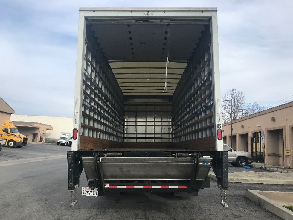 Medium Duty Box Truck-Light and Medium Duty Trucks-Freightliner-2021-M2-Torrance-CA-65,167\n\t\tmiles-$ 76,000 - Image 8