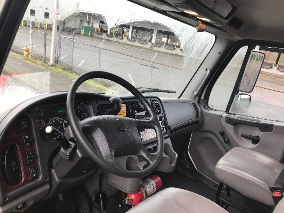 Medium Duty Box Truck-Light and Medium Duty Trucks-Freightliner-2021-M2-Tukwila-WA-140,604\n\t\tmiles-$ 67,500 - Image 17