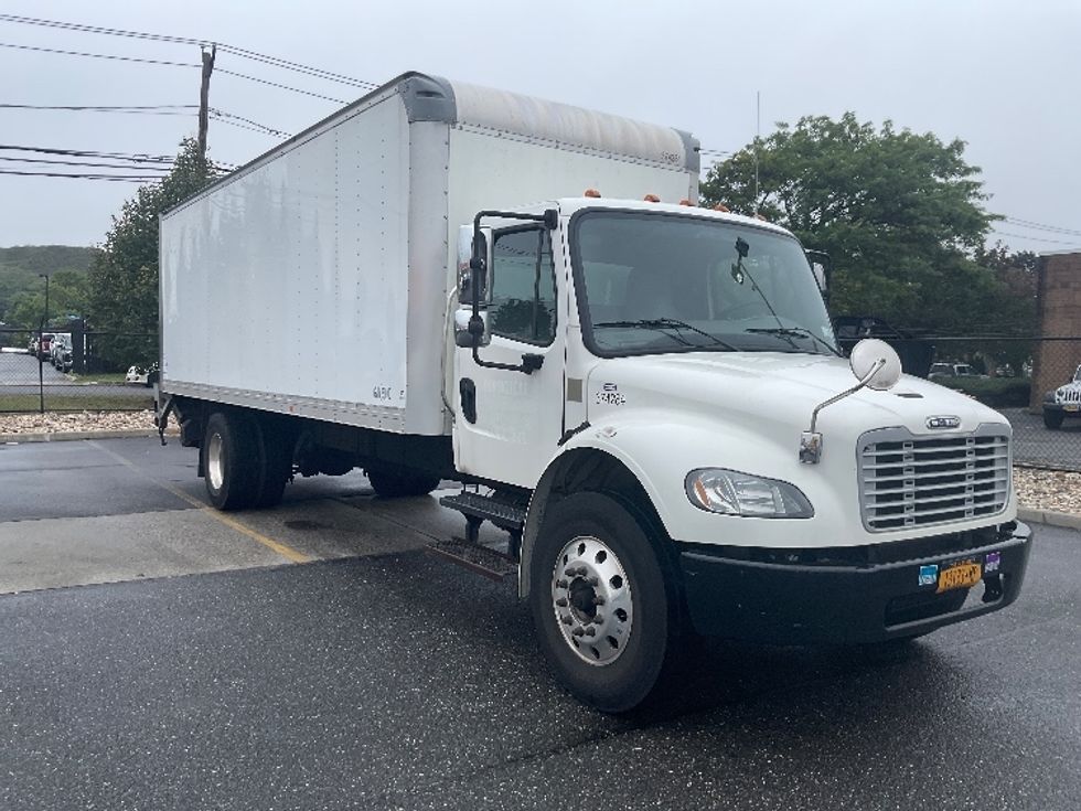 Medium Duty Box Truck-Light and Medium Duty Trucks-Freightliner-2021-M2-West Babylon-NY-71,582\n\t\tmiles-$ 65,000 - Image 1