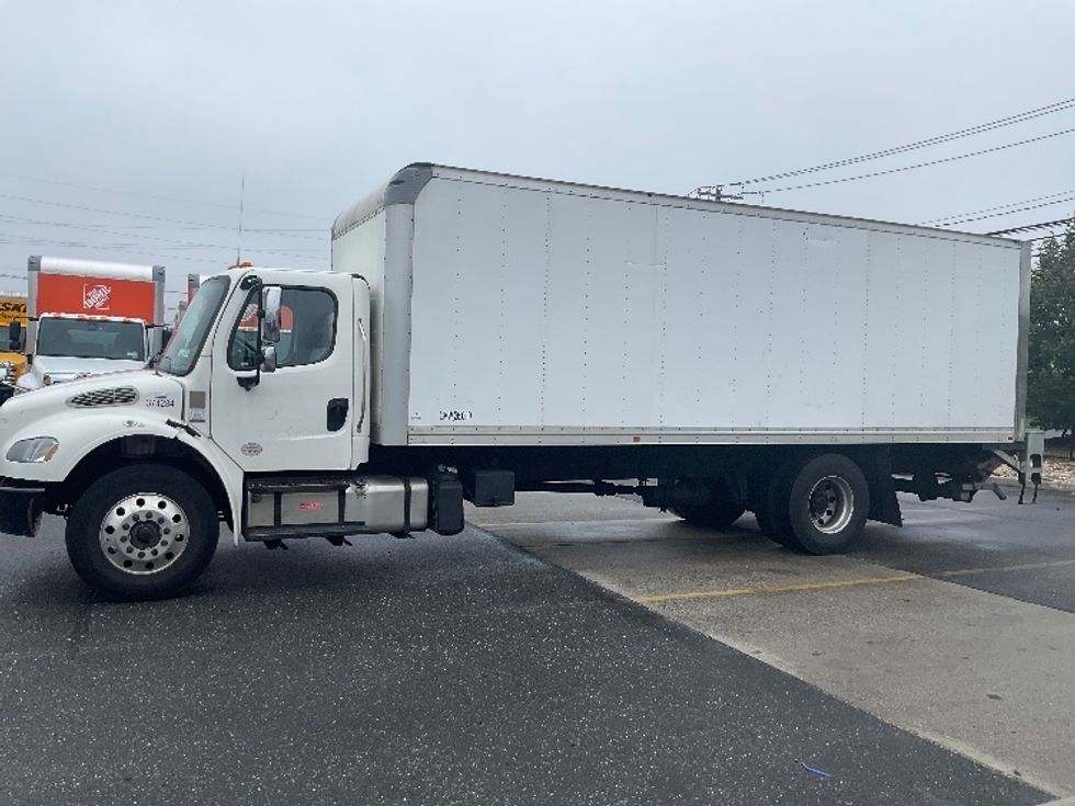 Medium Duty Box Truck-Light and Medium Duty Trucks-Freightliner-2021-M2-West Babylon-NY-71,582\n\t\tmiles-$ 65,000 - Image 4