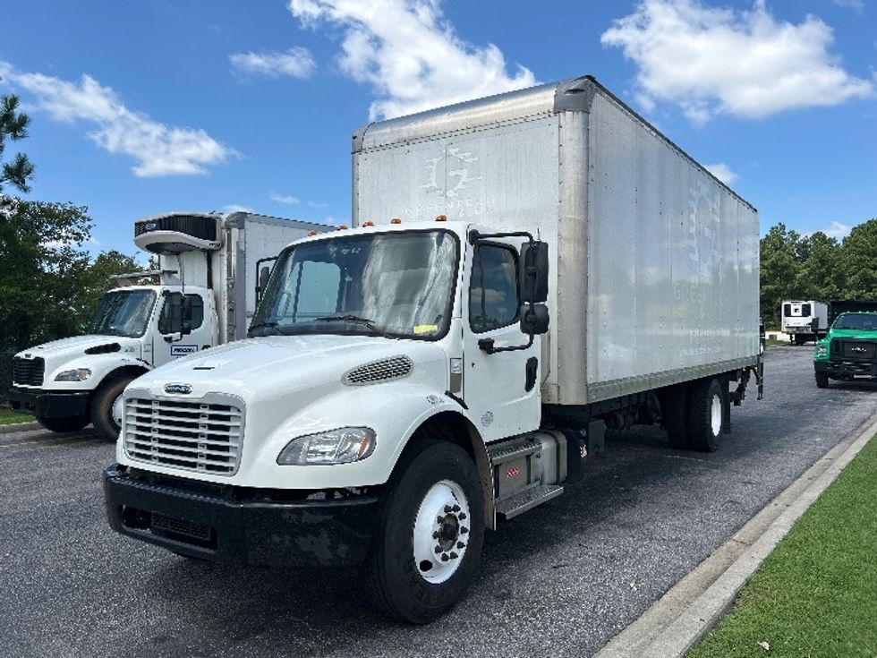 Medium Duty Box Truck-Light and Medium Duty Trucks-Freightliner-2021-M2-West Columbia-SC-294,129\n\t\tmiles-$ 38,500 - Image 1