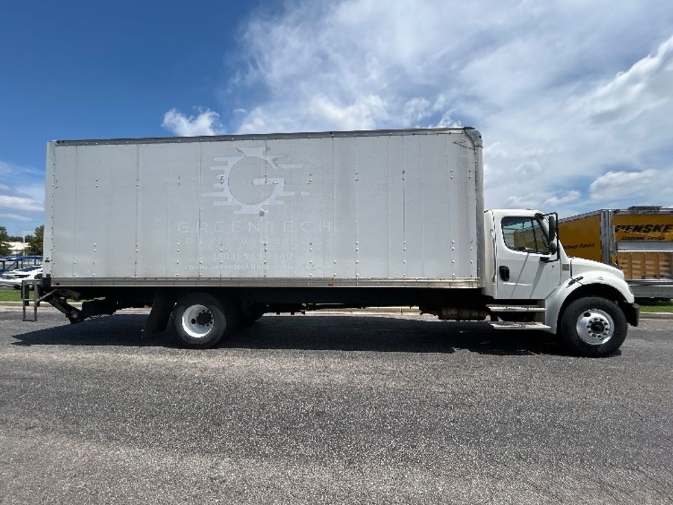 Medium Duty Box Truck-Light and Medium Duty Trucks-Freightliner-2021-M2-West Columbia-SC-294,129\n\t\tmiles-$ 38,500 - Image 15