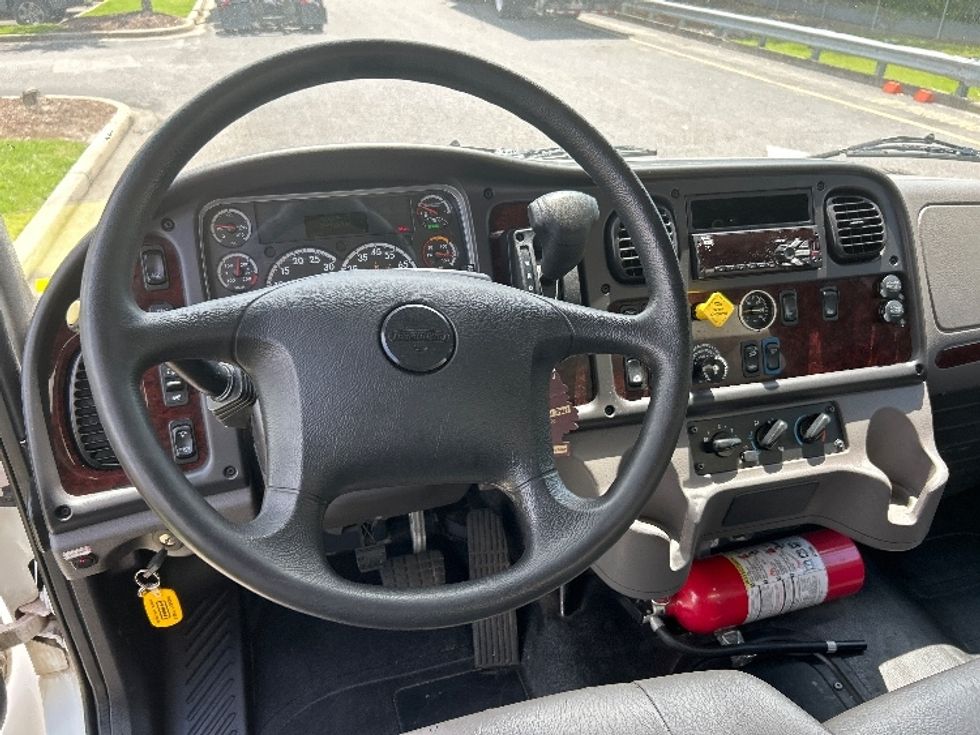 Medium Duty Box Truck-Light and Medium Duty Trucks-Freightliner-2021-M2-West Columbia-SC-294,129\n\t\tmiles-$ 38,500 - Image 18