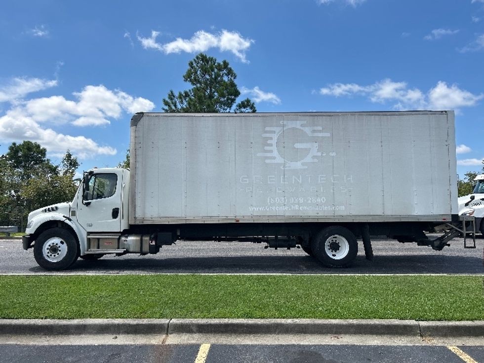Medium Duty Box Truck-Light and Medium Duty Trucks-Freightliner-2021-M2-West Columbia-SC-294,129\n\t\tmiles-$ 38,500 - Image 4