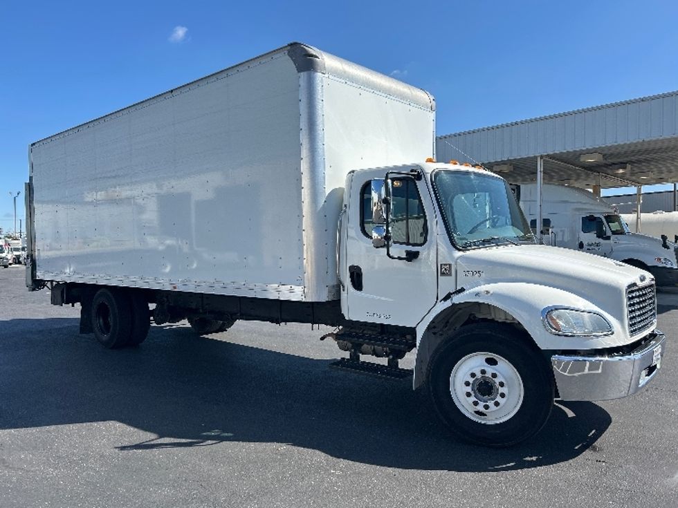 Medium Duty Box Truck-Light and Medium Duty Trucks-Freightliner-2021-M2-West Sacramento-CA-190,810\n\t\tmiles-$ 56,500 - Image 1