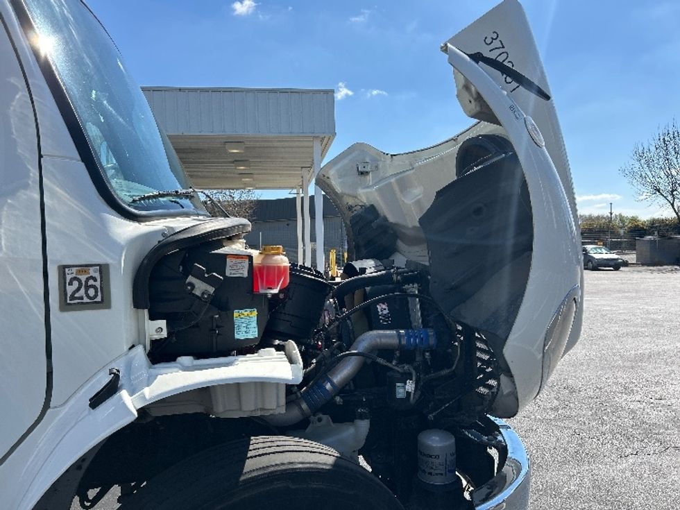 Medium Duty Box Truck-Light and Medium Duty Trucks-Freightliner-2021-M2-West Sacramento-CA-190,810\n\t\tmiles-$ 56,500 - Image 23