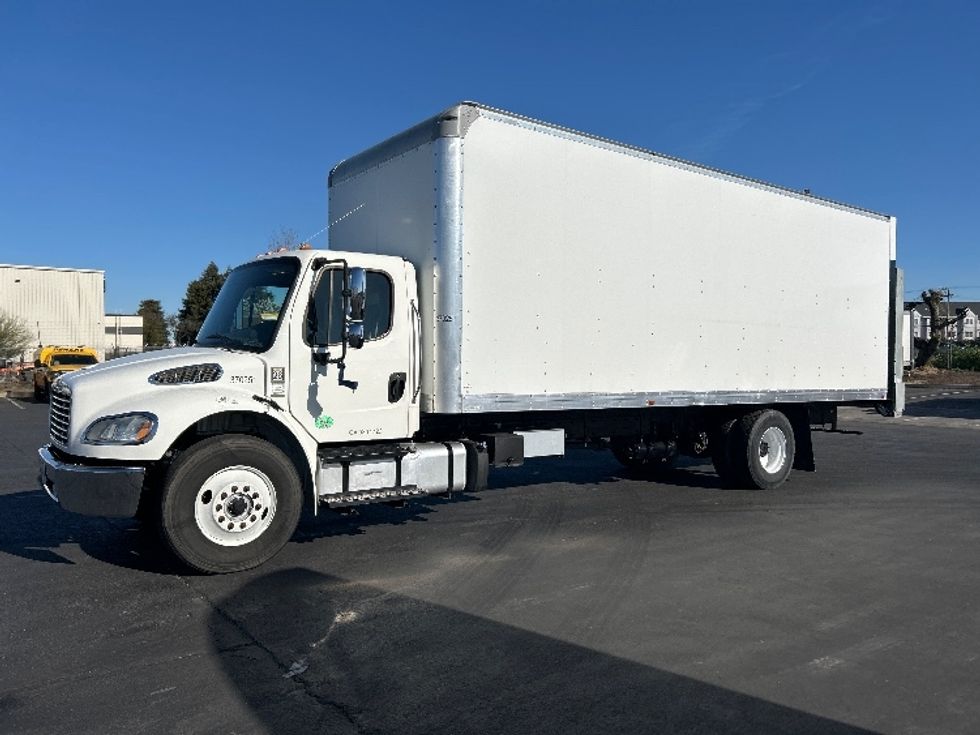 Medium Duty Box Truck-Light and Medium Duty Trucks-Freightliner-2021-M2-West Sacramento-CA-190,810\n\t\tmiles-$ 56,500 - Image 3