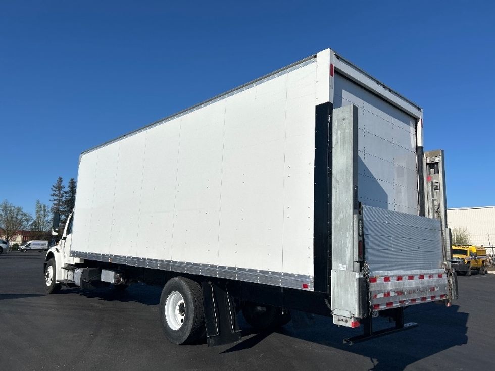 Medium Duty Box Truck-Light and Medium Duty Trucks-Freightliner-2021-M2-West Sacramento-CA-190,810\n\t\tmiles-$ 56,500 - Image 6