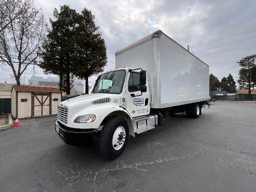 Medium Duty Box Truck-Light and Medium Duty Trucks-Freightliner-2021-M2-West Sacramento-CA-66,492\n\t\tmiles-$ 73,250 - Image 3