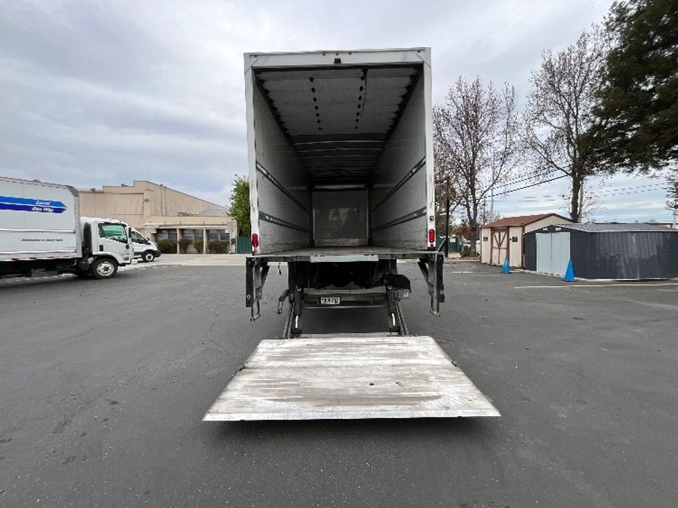 Medium Duty Box Truck-Light and Medium Duty Trucks-Freightliner-2021-M2-West Sacramento-CA-66,492\n\t\tmiles-$ 73,250 - Image 9