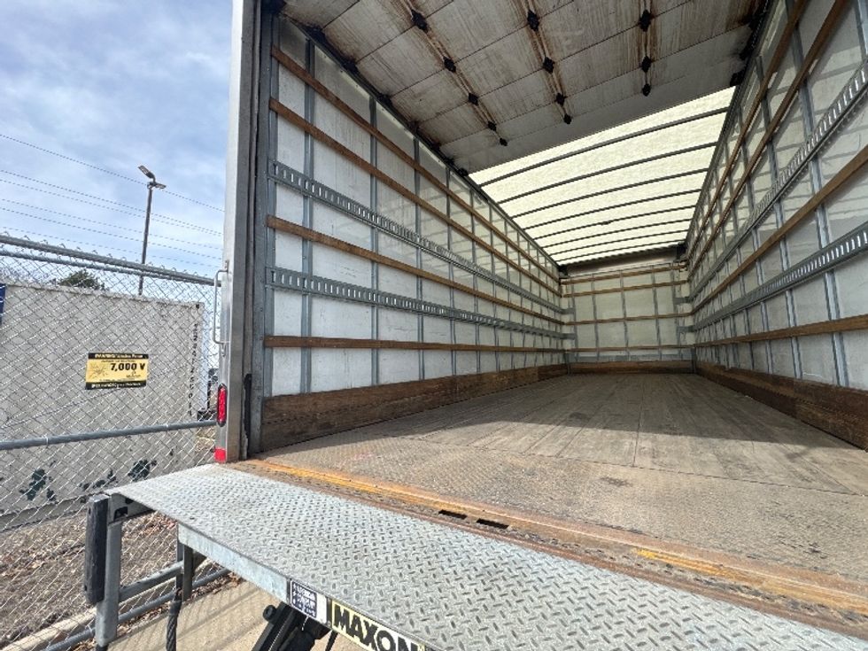 Medium Duty Box Truck-Light and Medium Duty Trucks-Freightliner-2021-M2-Westfield-MA-149,536\n\t\tmiles-$ 58,250 - Image 10