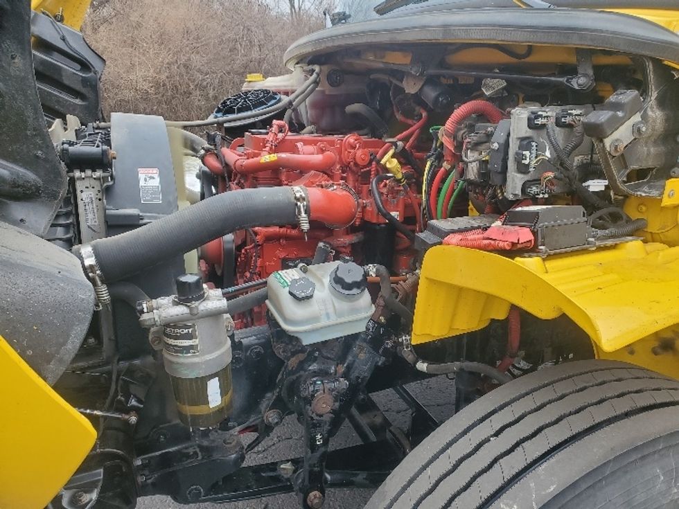 Medium Duty Box Truck-Light and Medium Duty Trucks-Freightliner-2021-M2-White Deer-PA-160,633\n\t\tmiles-$ 43,500 - Image 19