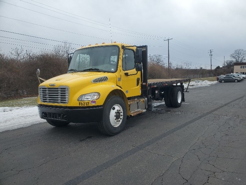 Medium Duty Box Truck-Light and Medium Duty Trucks-Freightliner-2021-M2-White Deer-PA-160,633\n\t\tmiles-$ 43,500 - Image 3