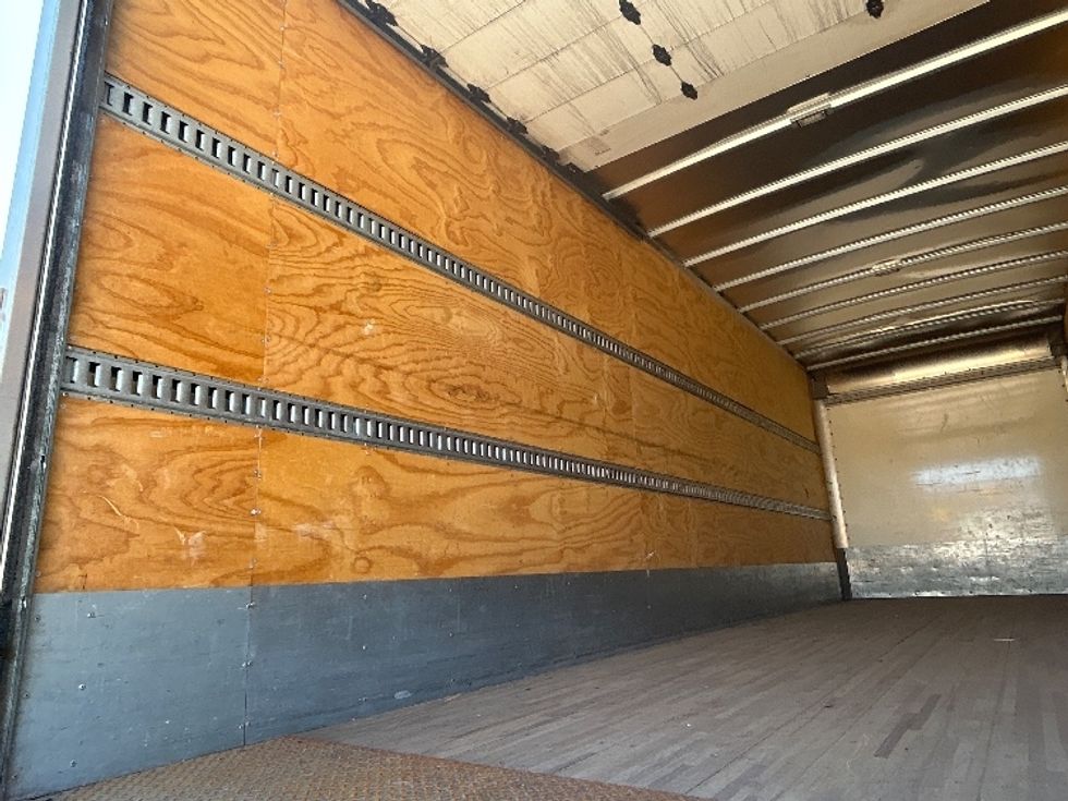 Medium Duty Box Truck-Light and Medium Duty Trucks-Freightliner-2021-M2-Wichita-KS-400,099\n\t\tmiles-$ 25,250 - Image 11