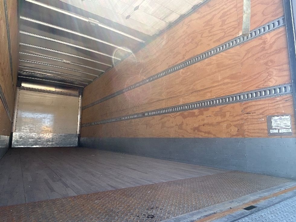 Medium Duty Box Truck-Light and Medium Duty Trucks-Freightliner-2021-M2-Wichita-KS-400,099\n\t\tmiles-$ 25,250 - Image 12