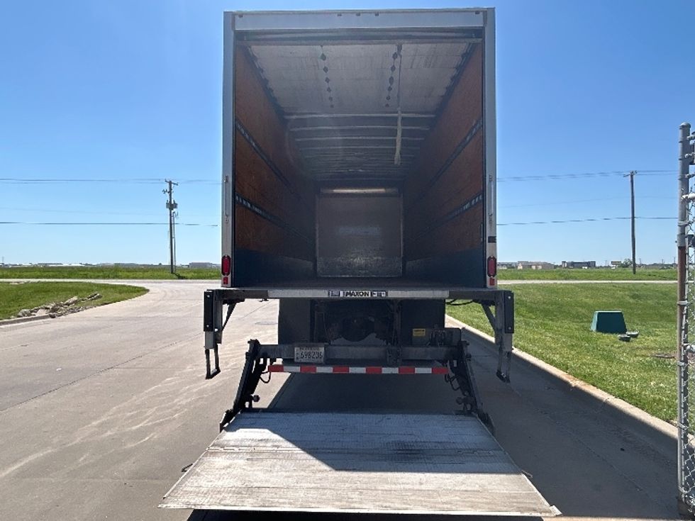 Medium Duty Box Truck-Light and Medium Duty Trucks-Freightliner-2021-M2-Wichita-KS-400,099\n\t\tmiles-$ 25,250 - Image 9