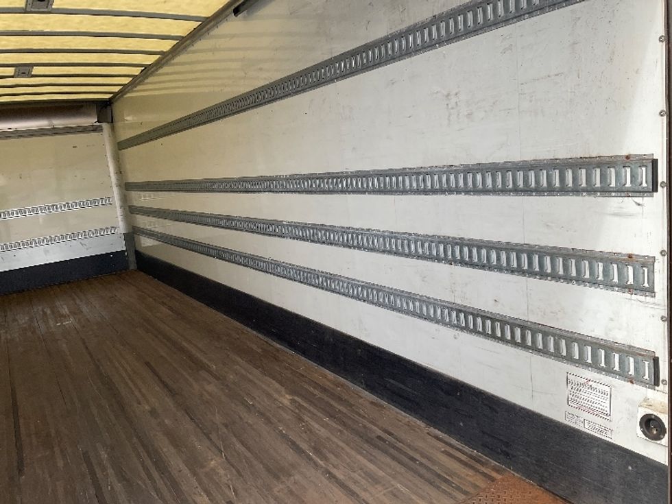 Medium Duty Box Truck-Light and Medium Duty Trucks-Freightliner-2021-M2-Wilkes Barre-PA-185,819\n\t\tmiles-$ 51,000 - Image 12
