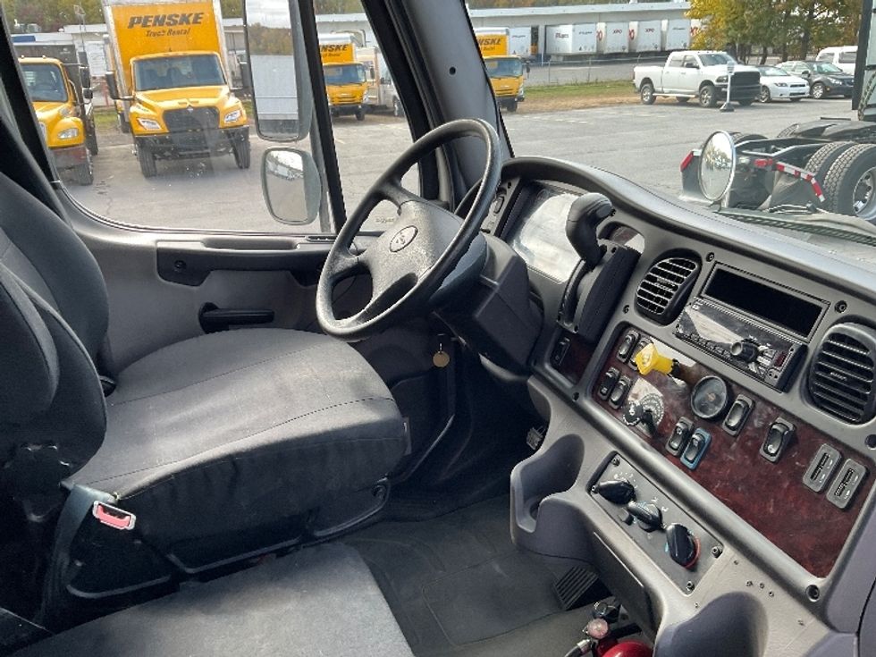 Medium Duty Box Truck-Light and Medium Duty Trucks-Freightliner-2021-M2-Wilkes Barre-PA-185,819\n\t\tmiles-$ 51,000 - Image 22