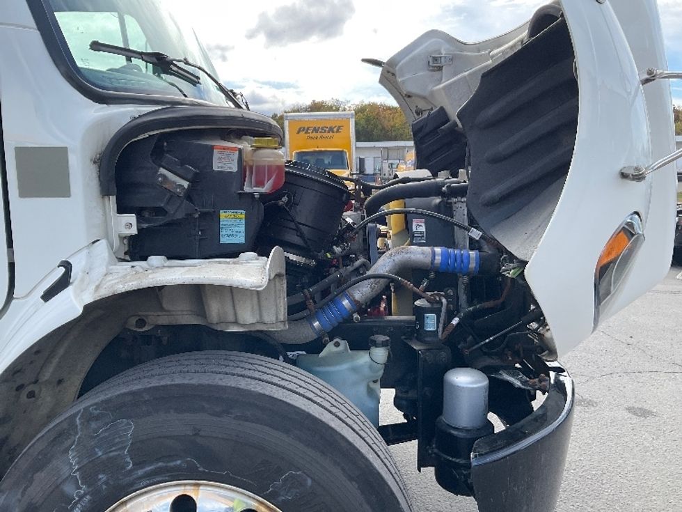 Medium Duty Box Truck-Light and Medium Duty Trucks-Freightliner-2021-M2-Wilkes Barre-PA-185,819\n\t\tmiles-$ 51,000 - Image 23