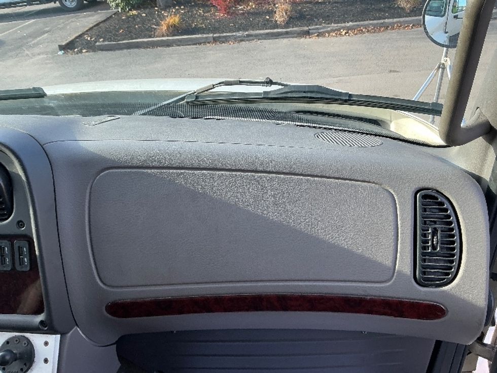 Medium Duty Box Truck-Light and Medium Duty Trucks-Freightliner-2021-M2-Wilkes Barre-PA-190,200\n\t\tmiles-$ 50,500 - Image 21