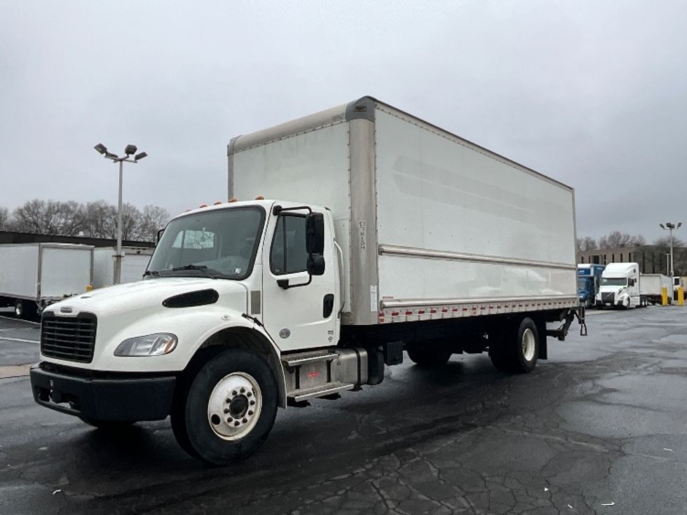 Medium Duty Box Truck-Light and Medium Duty Trucks-Freightliner-2021-M2-Wilkes Barre-PA-265,000\n\t\tmiles-$ 42,000 - Image 3