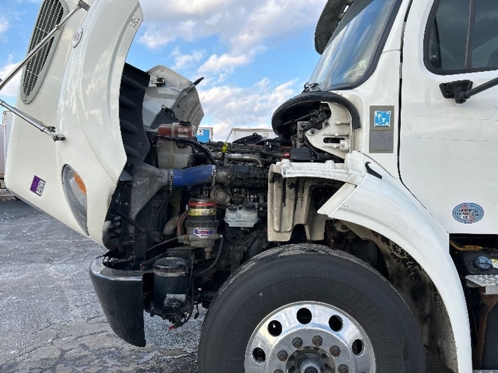 Medium Duty Box Truck-Light and Medium Duty Trucks-Freightliner-2021-M211242S-Indianapolis-IN-408,788\n\t\tmiles-$ 68,250 - Image 23