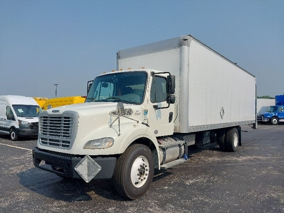 Medium Duty Box Truck-Light and Medium Duty Trucks-Freightliner-2021-M211242S-Kansas City-MO-531,600\n\t\tmiles-$ 56,750 - Image 3